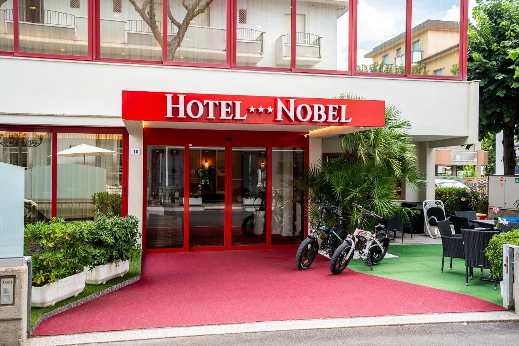 诺贝尔酒店 里米尼 外观 照片